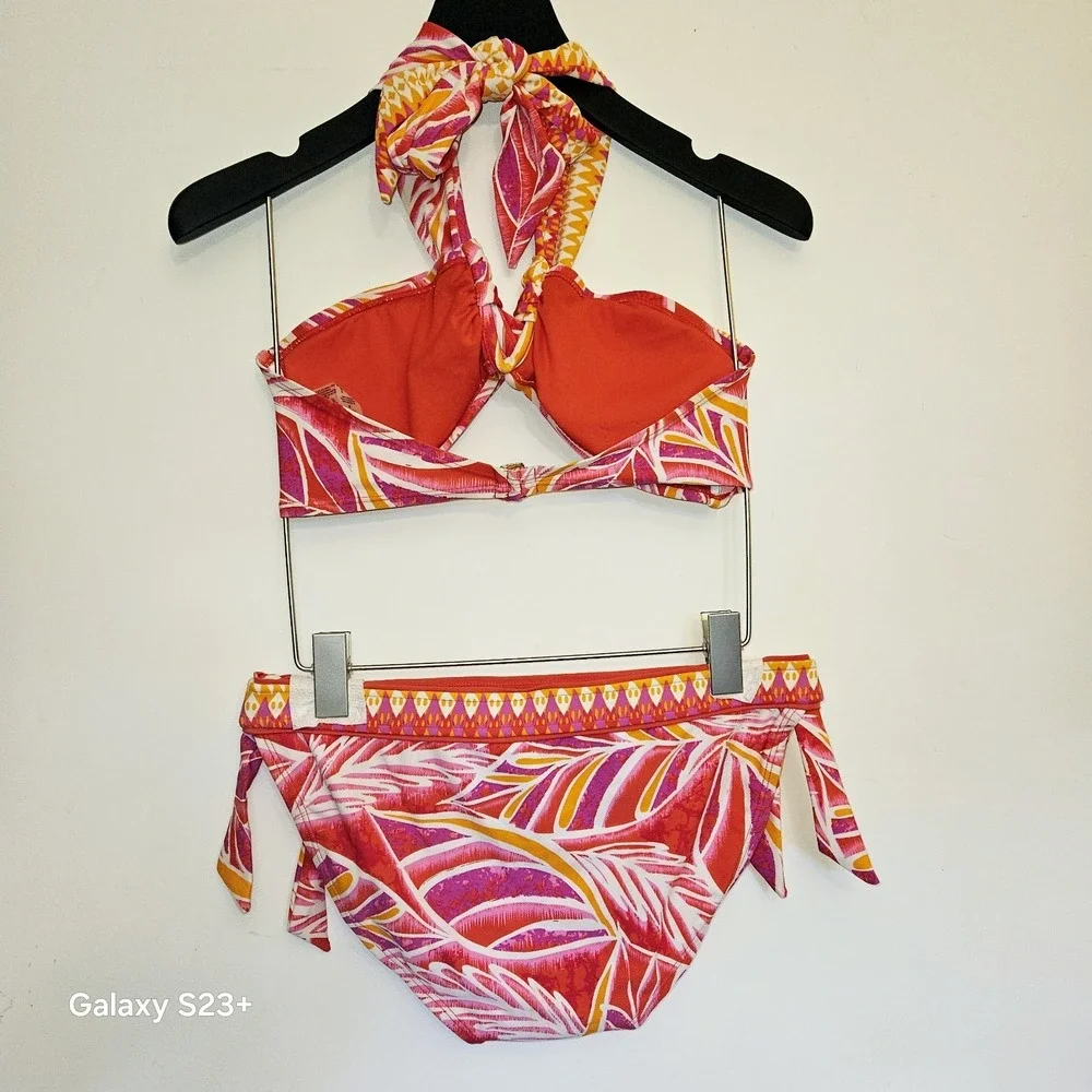 Leilani Bikini Y2K Set L‎ Top 8 Bottom Tropical V-Wire Halter Swimwear 2010 NWOT
